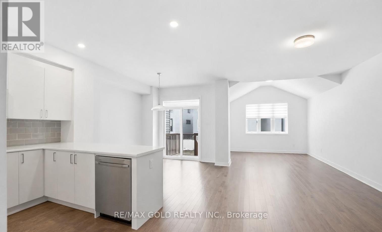 36 Jargeau Road S, Ottawa, Ontario  K1C 1T1 - Photo 5 - X13653162