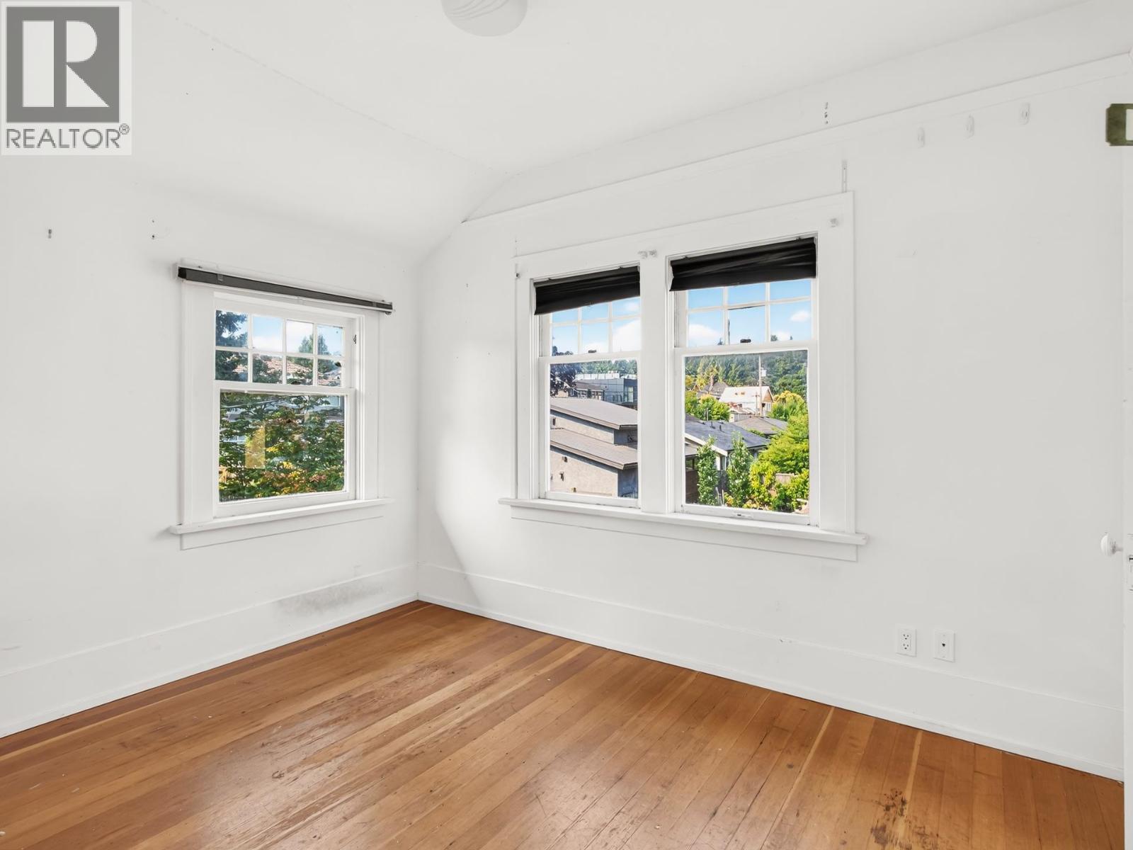4606 W 11th Avenue, Vancouver, British Columbia  V6R 2M7 - Photo 12 - R3144443
