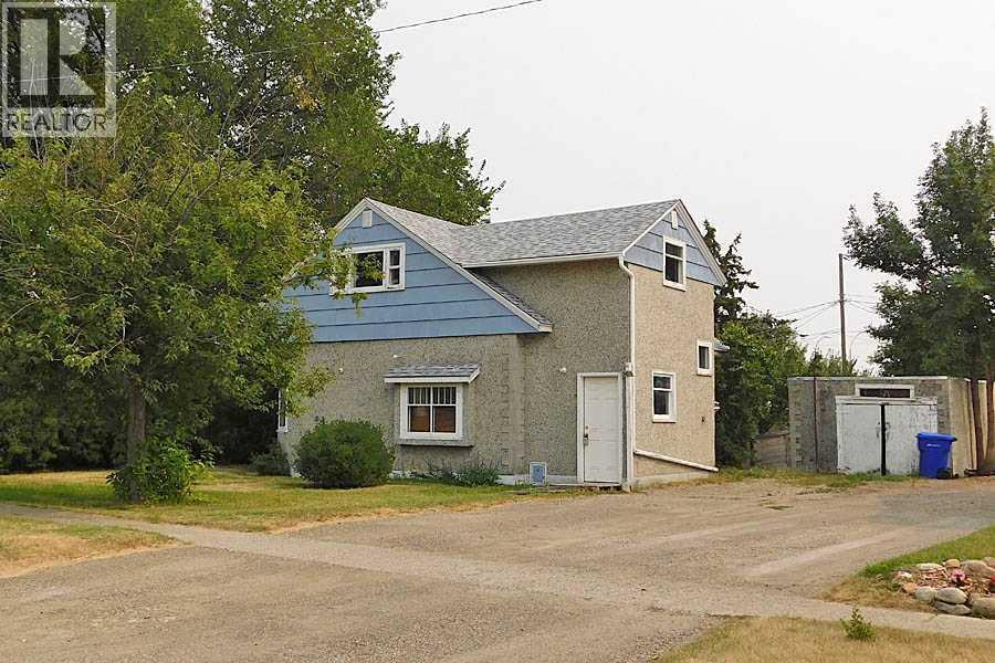 309 45 Avenue W, Claresholm, Alberta  T0L 0T0 - Photo 4 - A2335829