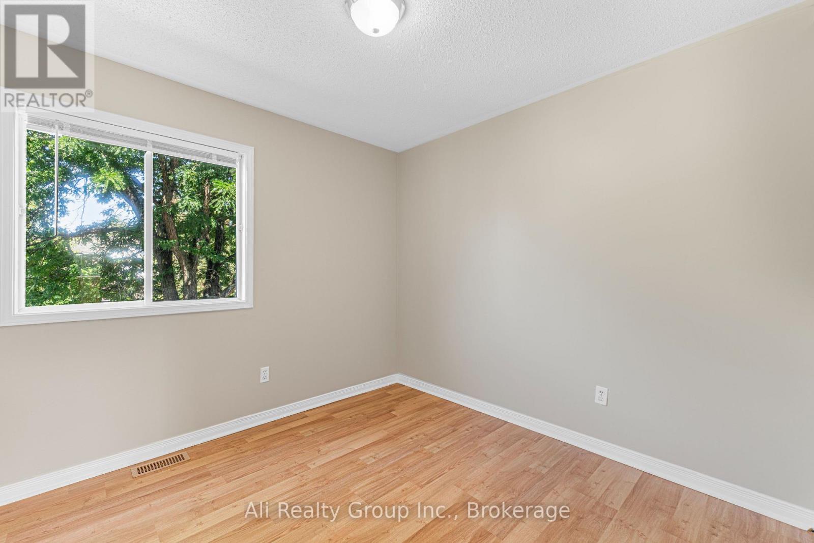 68 Piper Crescent, Ottawa, Ontario  K2K 2S9 - Photo 12 - X13653204
