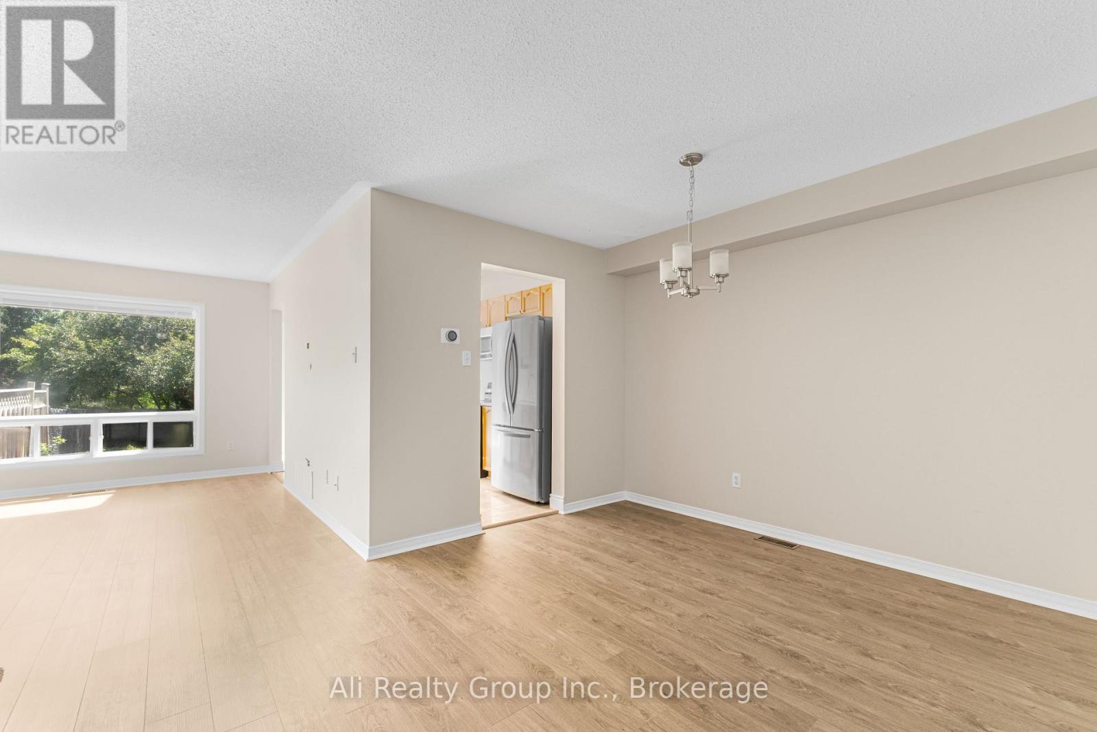 68 Piper Crescent, Ottawa, Ontario  K2K 2S9 - Photo 6 - X13653204