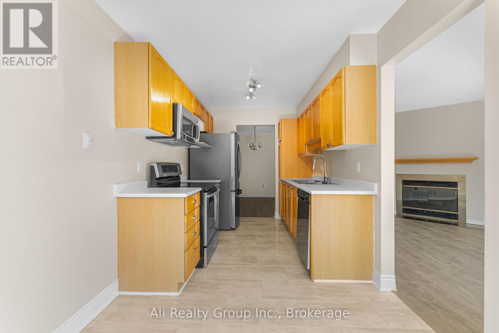 68 Piper Crescent, Ottawa, Ontario  K2K 2S9 - Photo 9 - X13653204
