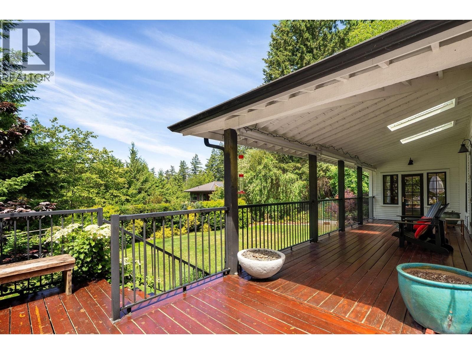 822 Captains Way, Bowen Island, British Columbia V0N 1G2 - Photo 30 - R3153931