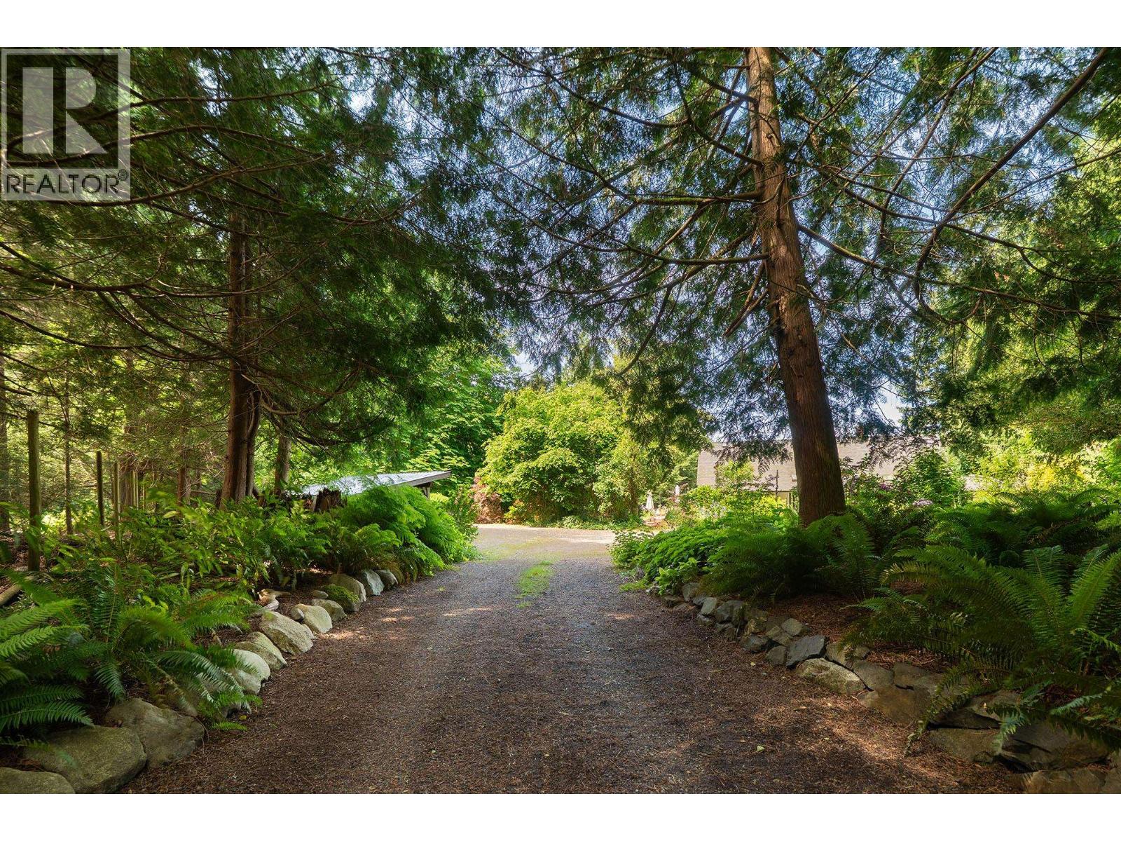 822 Captains Way, Bowen Island, British Columbia V0N 1G2 - Photo 34 - R3153931