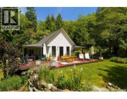 822 CAPTAINS WAY, Bowen Island, British Columbia