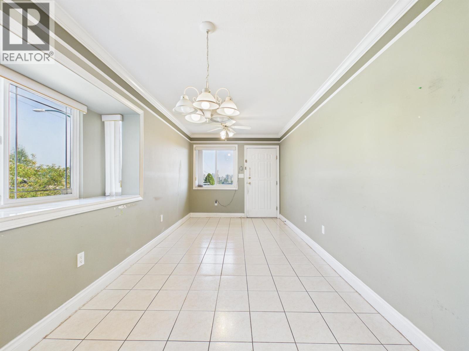 7698 14th Avenue, Burnaby, British Columbia V3N 2A6 - Photo 13 - R3153936
