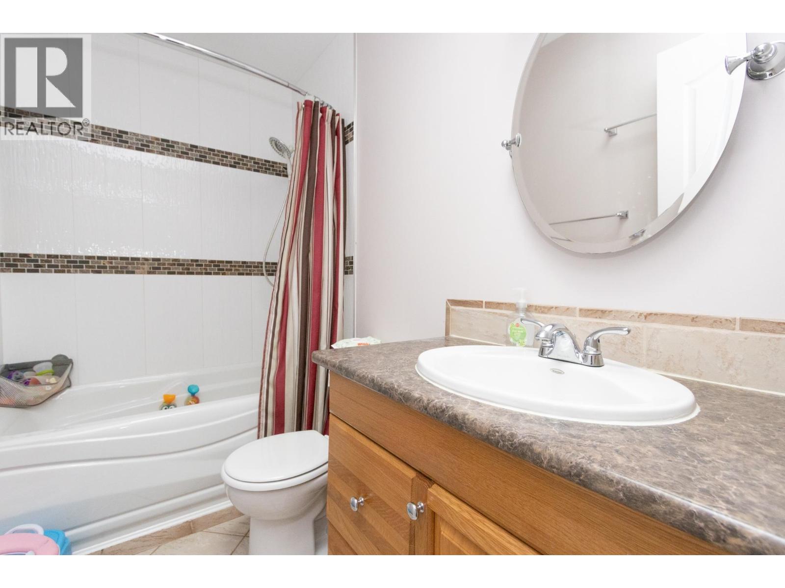 21573 Cherrington Avenue, Maple Ridge, British Columbia  V2X 8R2 - Photo 14 - R3153928