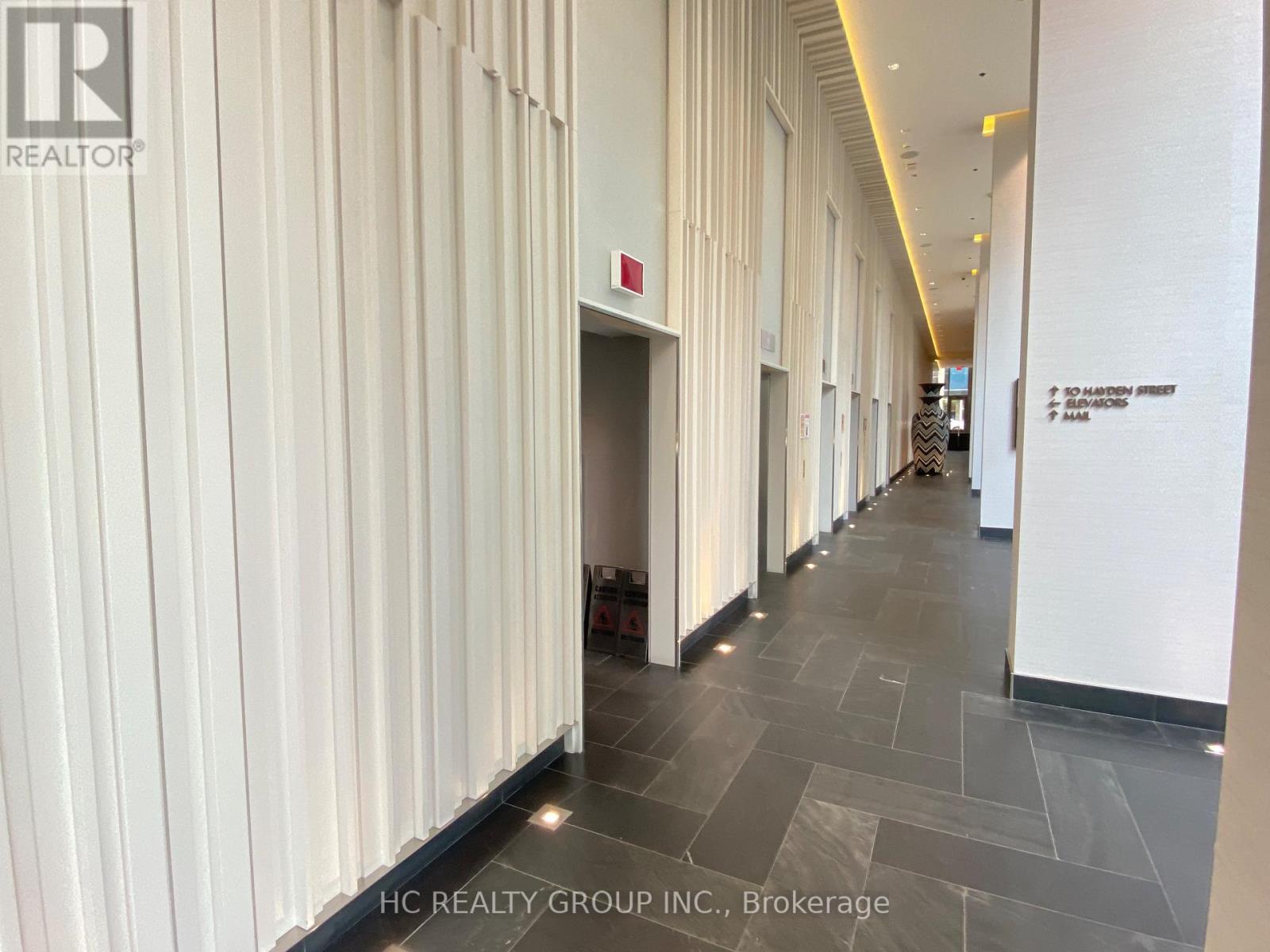 3007 - 42 Charles Street E, Toronto, Ontario  M4Y 1T4 - Photo 2 - C13653218
