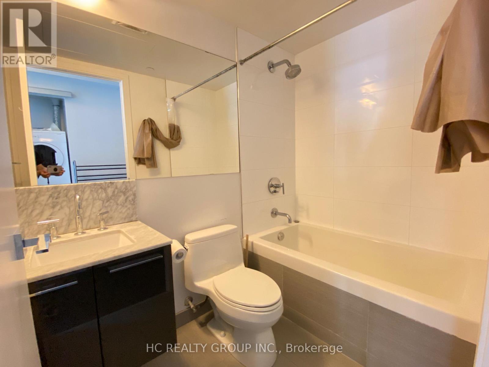 3007 - 42 Charles Street E, Toronto, Ontario  M4Y 1T4 - Photo 8 - C13653218