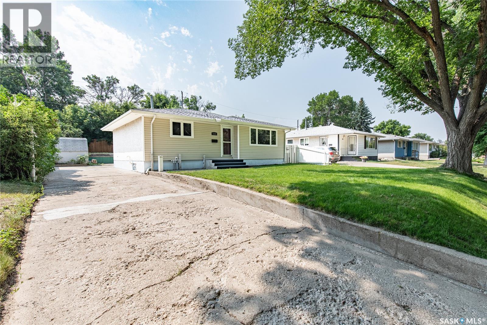 1131 Currie Crescent, Moose Jaw, Saskatchewan  S6H 5M7 - Photo 59 - SK044084