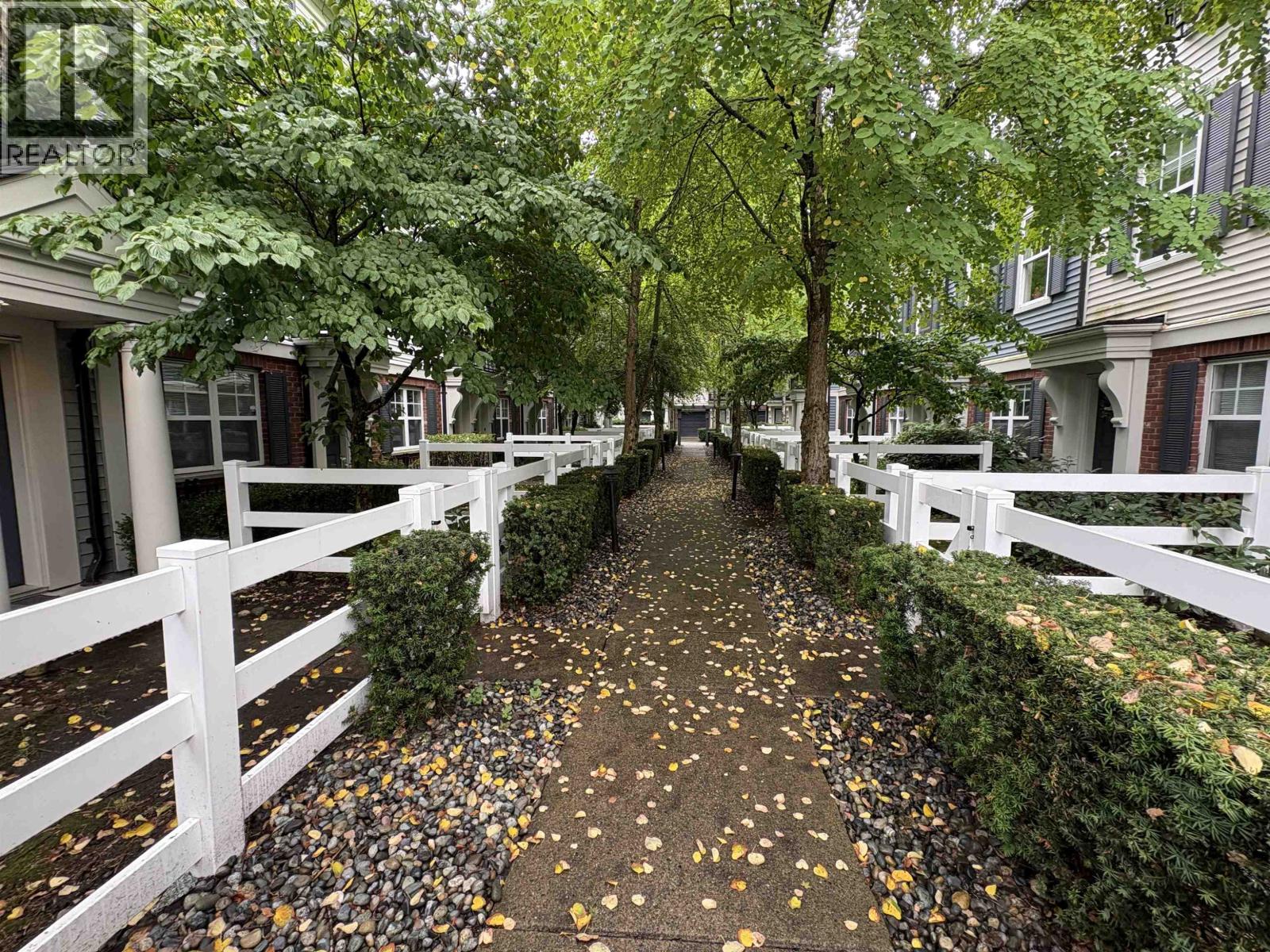 11 2495 Davies Avenue, Port Coquitlam, British Columbia V3C 0B2 - Photo 4 - R3153748