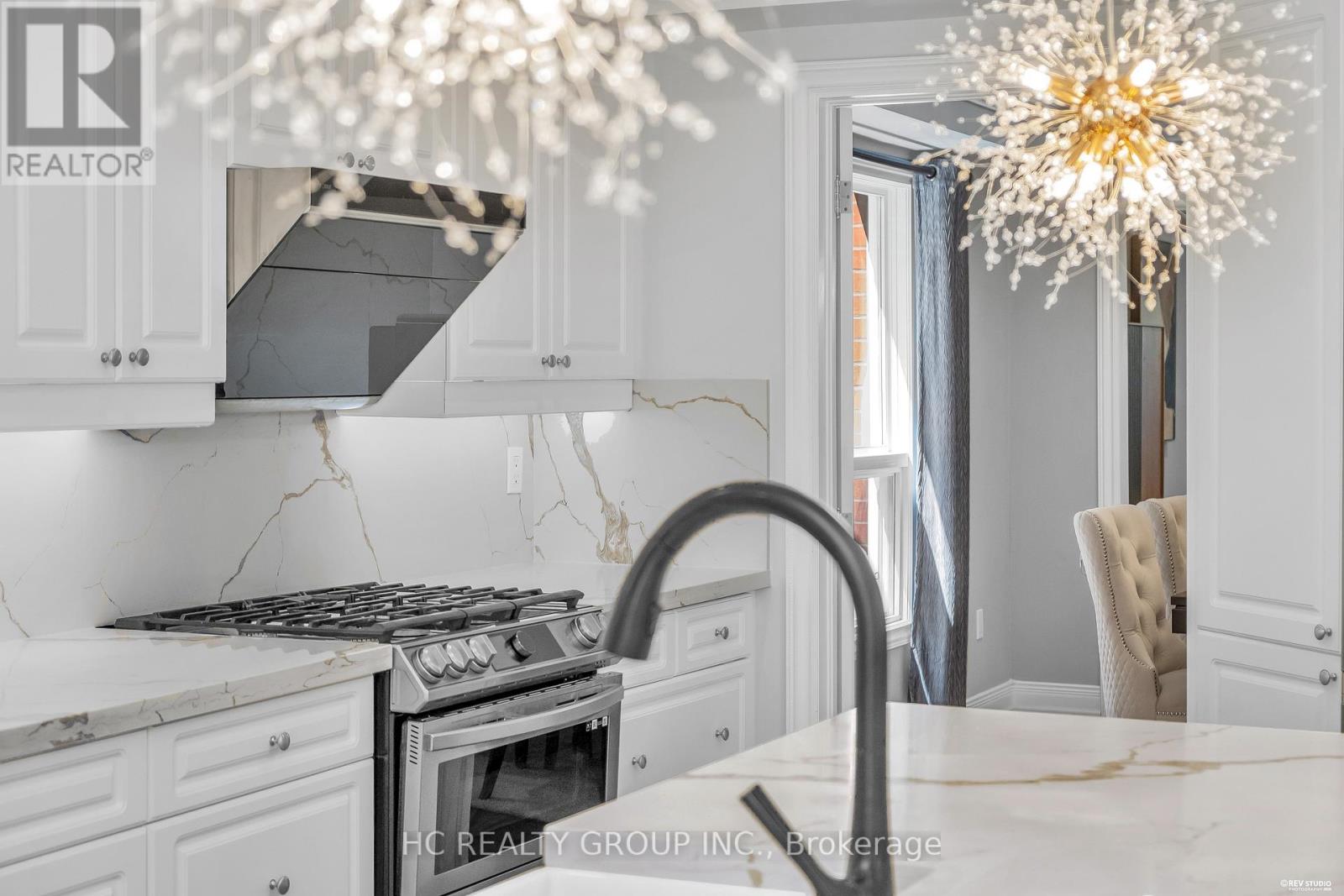 298 Northwood Drive, Oakville, Ontario L6M 1M7 - Photo 16 - W13653198