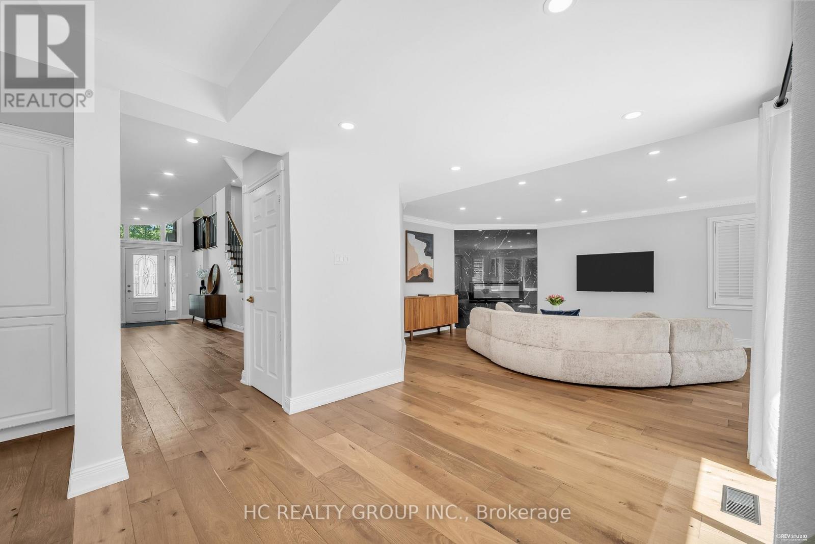 298 Northwood Drive, Oakville, Ontario L6M 1M7 - Photo 17 - W13653198