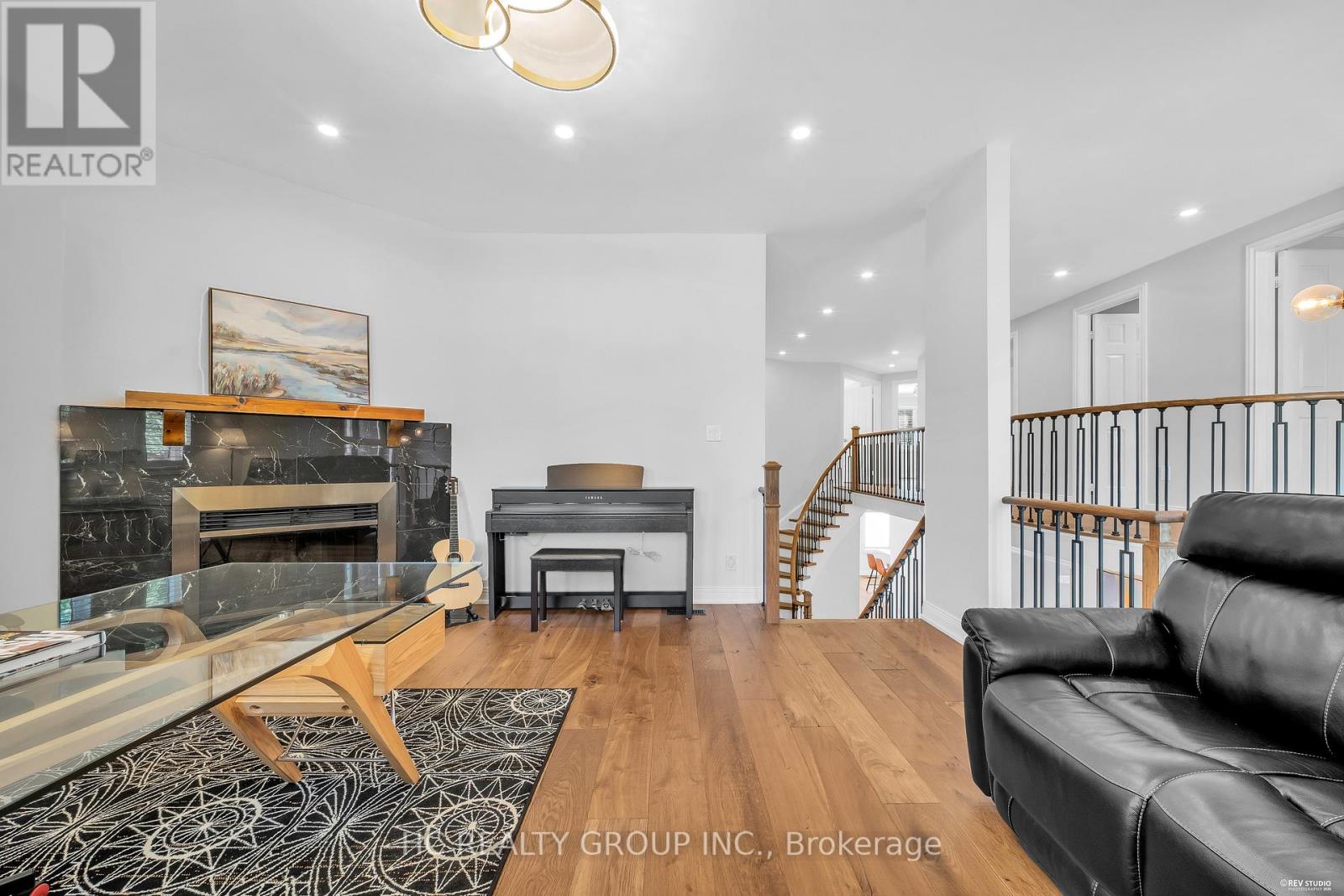 298 Northwood Drive, Oakville, Ontario L6M 1M7 - Photo 25 - W13653198