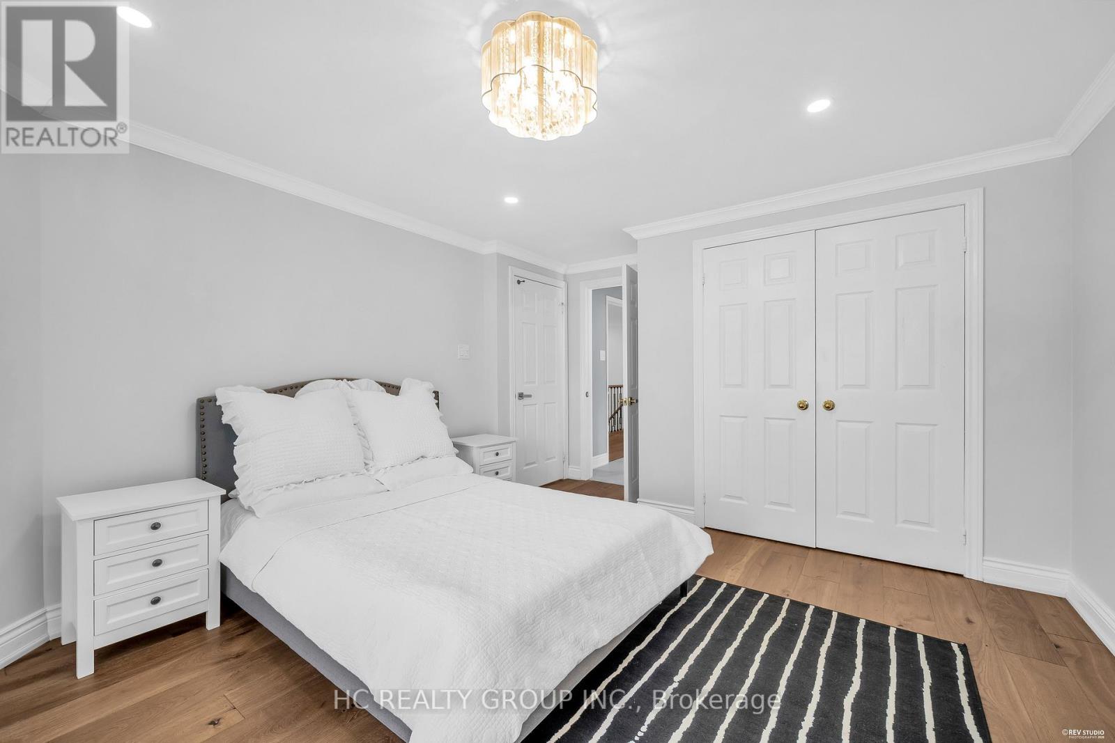 298 Northwood Drive, Oakville, Ontario L6M 1M7 - Photo 35 - W13653198