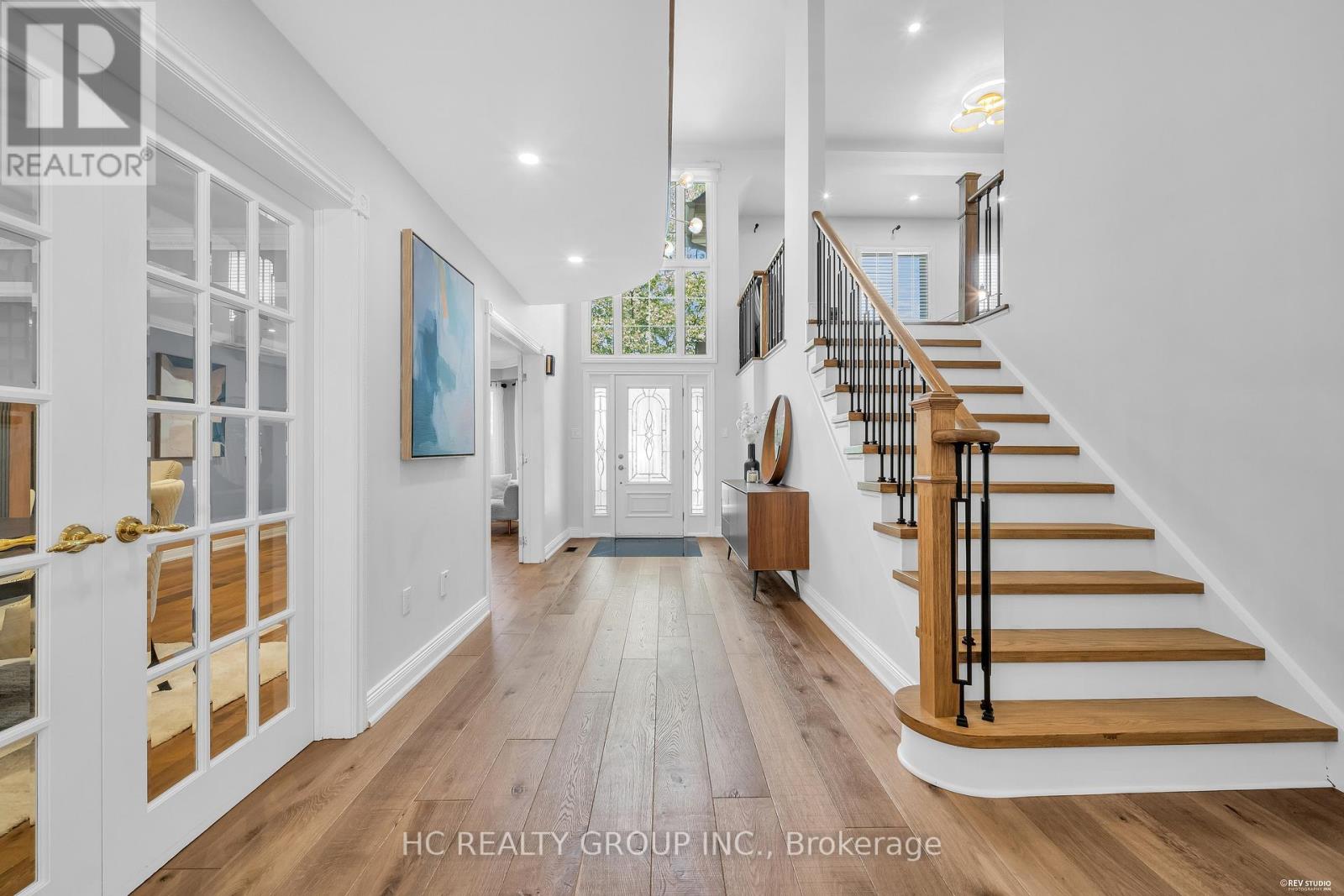 298 Northwood Drive, Oakville, Ontario L6M 1M7 - Photo 4 - W13653198