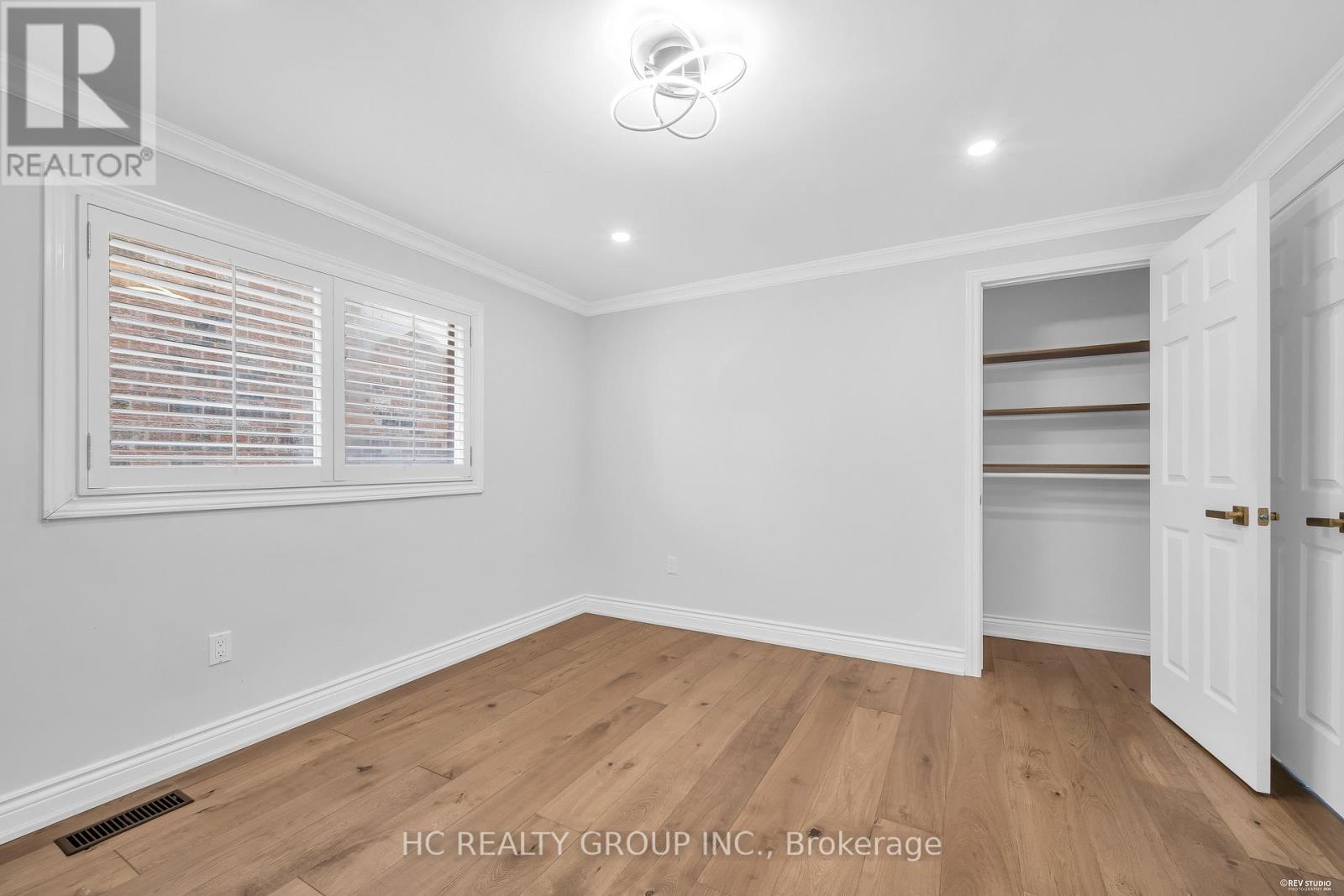 298 Northwood Drive, Oakville, Ontario L6M 1M7 - Photo 40 - W13653198