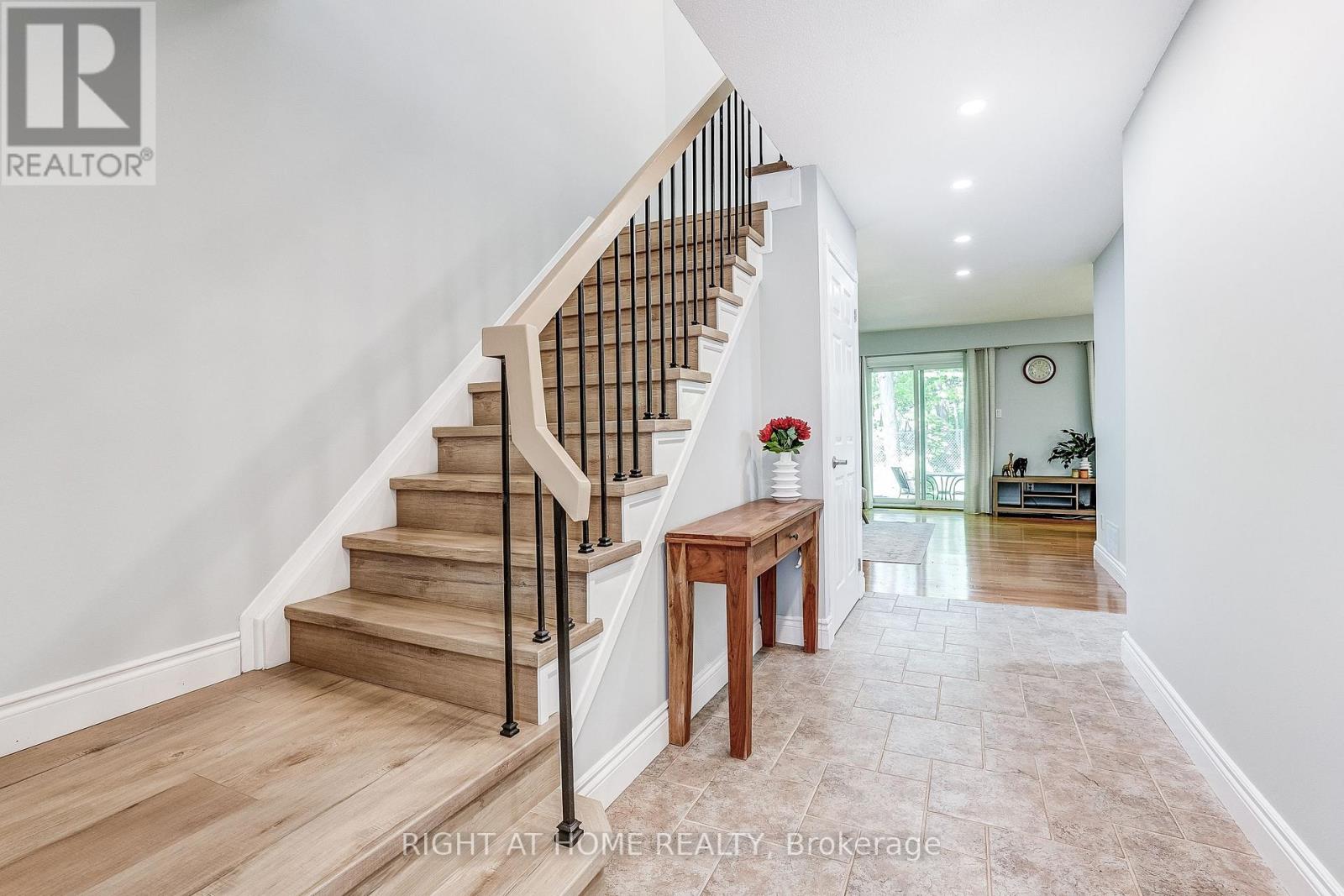 55 - 2120 Rathburn Road E, Mississauga, Ontario  L4W 2S8 - Photo 11 - W13653206