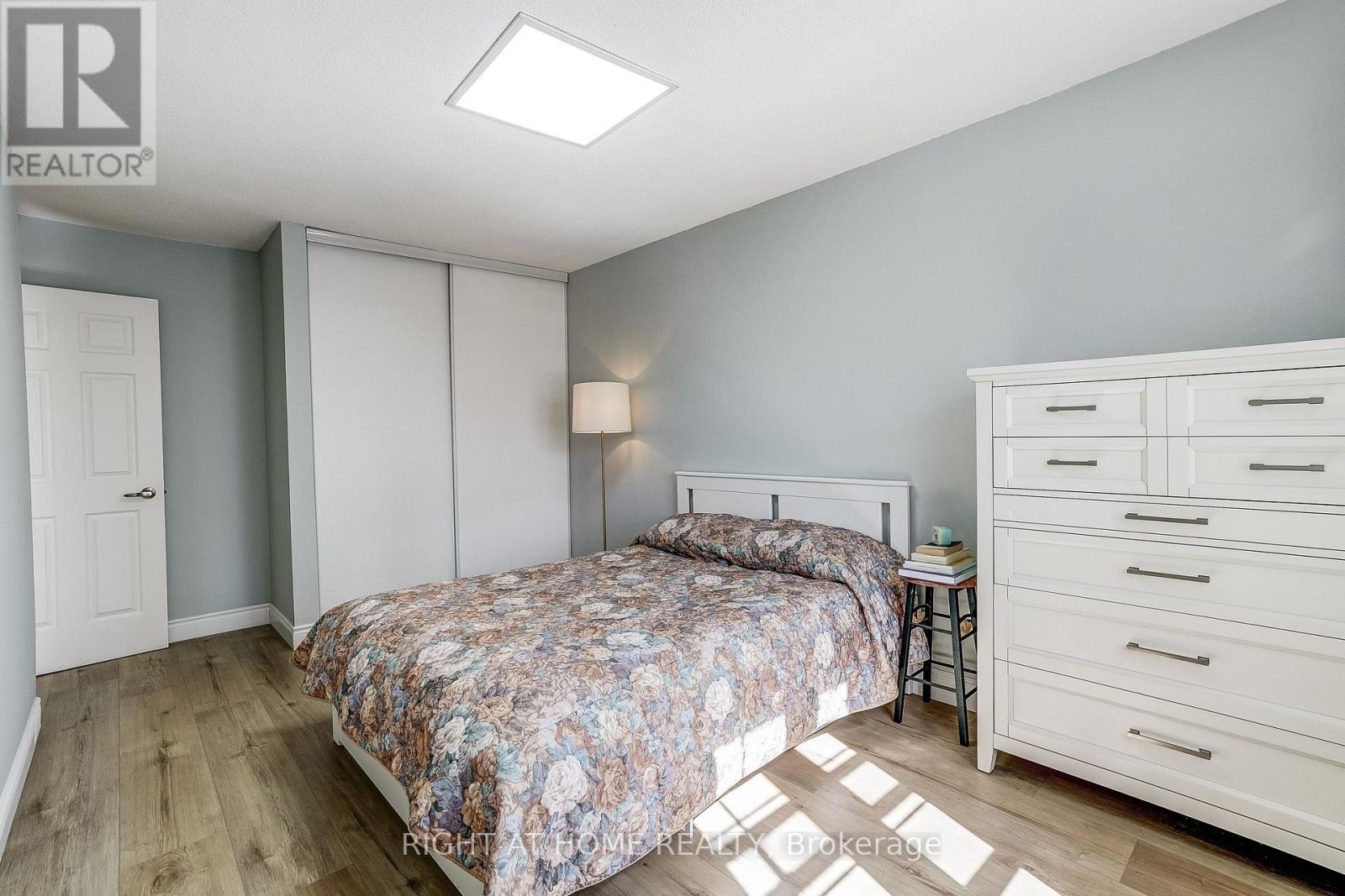 55 - 2120 Rathburn Road E, Mississauga, Ontario  L4W 2S8 - Photo 16 - W13653206