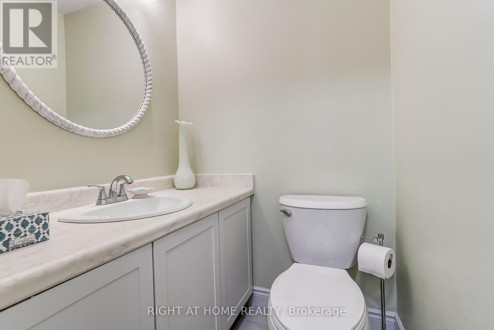 55 - 2120 Rathburn Road E, Mississauga, Ontario  L4W 2S8 - Photo 18 - W13653206