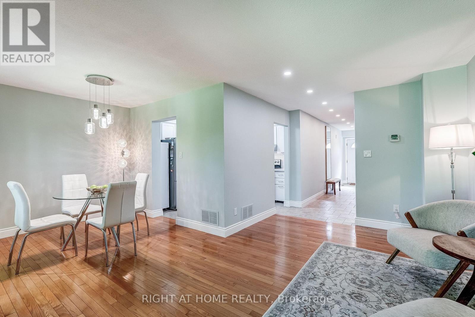 55 - 2120 Rathburn Road E, Mississauga, Ontario  L4W 2S8 - Photo 8 - W13653206