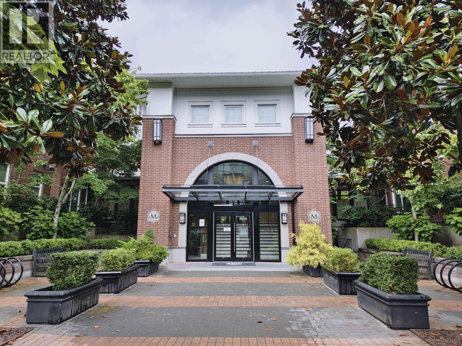 105 9399 ODLIN ROAD, Richmond, British Columbia