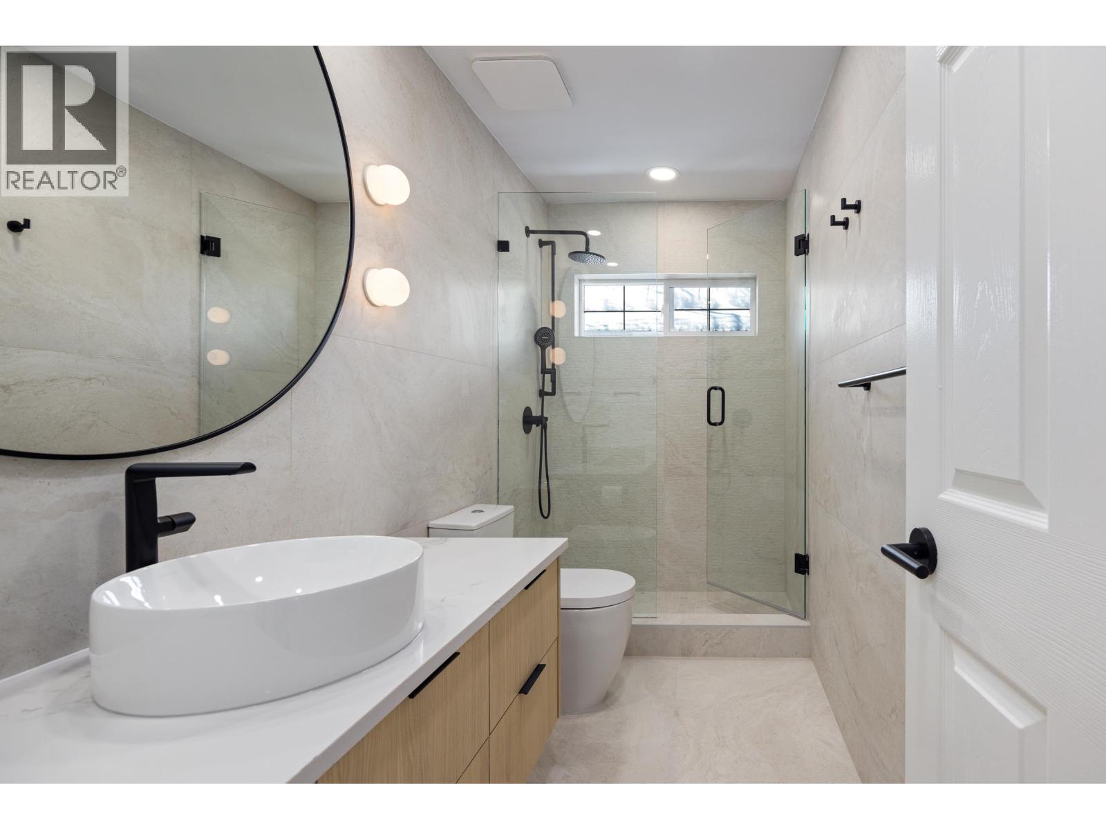 2741 Coyote Place, Whistler, British Columbia V8E 0A8 - Photo 20 - R3153923