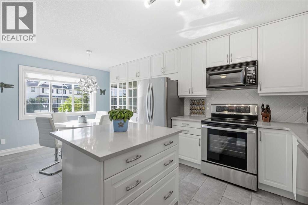 4 Cougar Ridge Mews Sw, Calgary, Alberta  T3H 5P4 - Photo 14 - A2327348