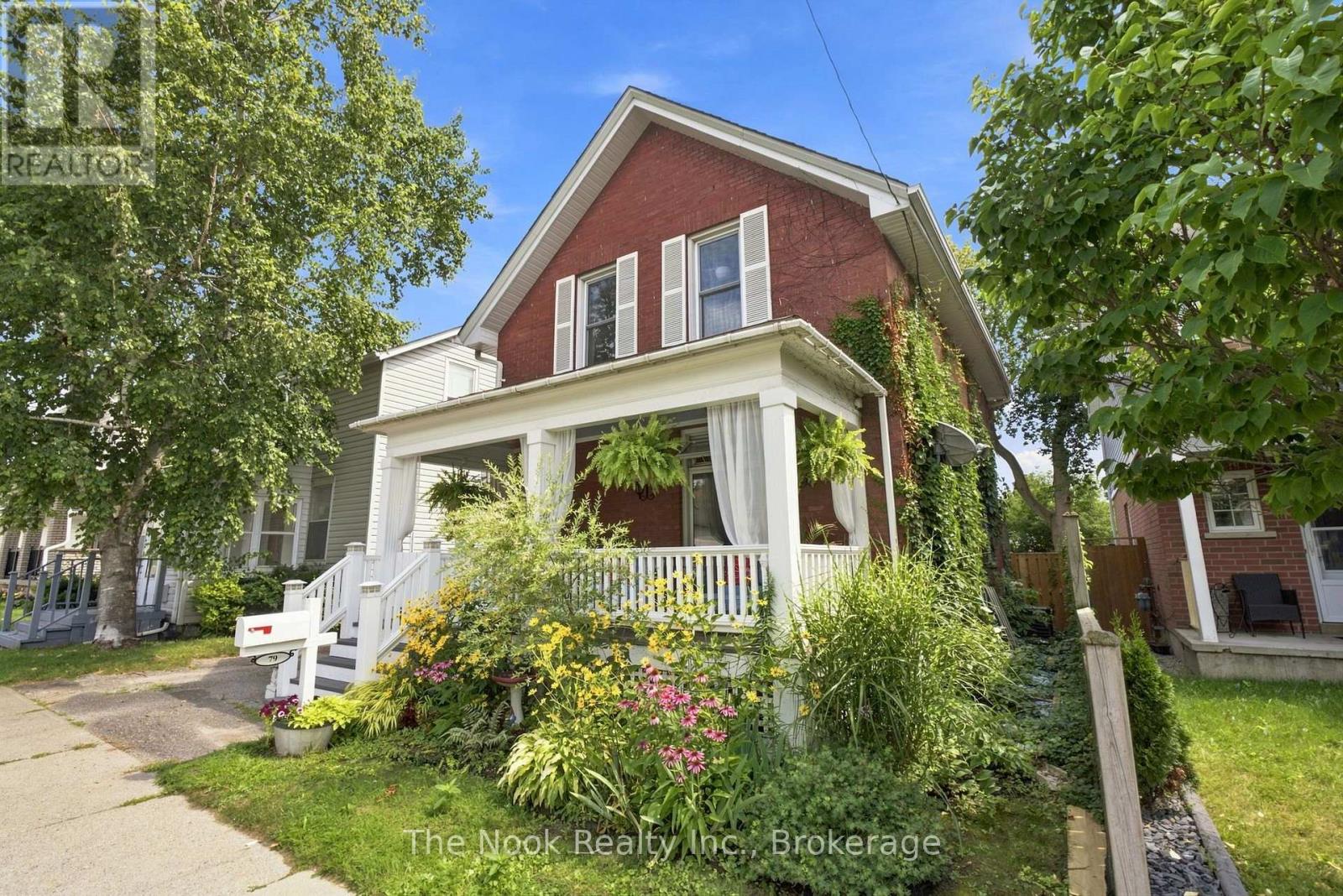 79 ELGIN STREET W, Oshawa, Ontario