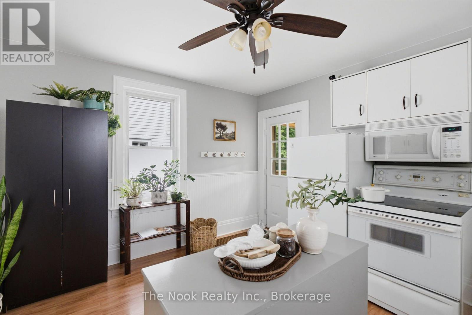79 Elgin Street W, Oshawa, Ontario  L1G 1S5 - Photo 13 - E13653252