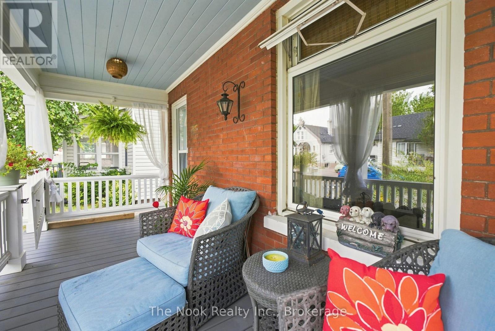 79 Elgin Street W, Oshawa, Ontario  L1G 1S5 - Photo 3 - E13653252