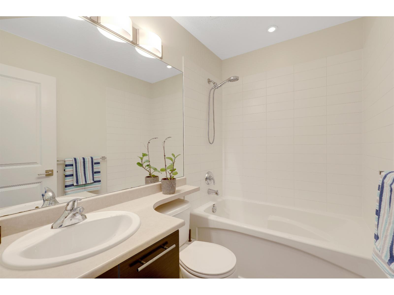 81 7233 189 Street, Surrey, British Columbia  V4N 5Y8 - Photo 23 - R3153913