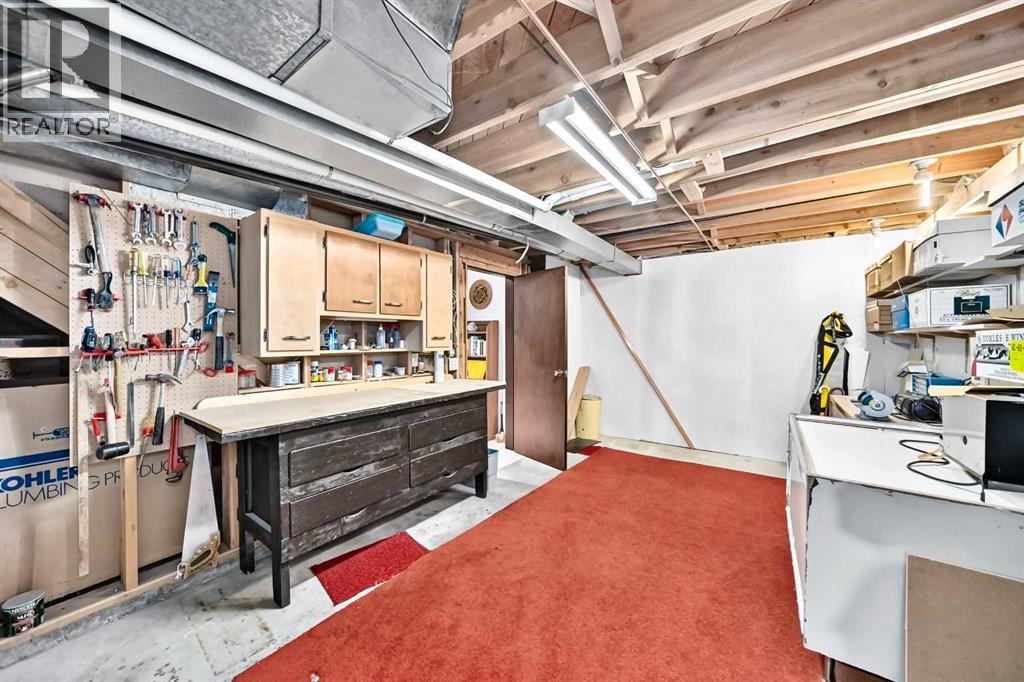2 Varsplain Place NW, Calgary, Alberta  T3A 0C7 - Photo 43 - A2332072