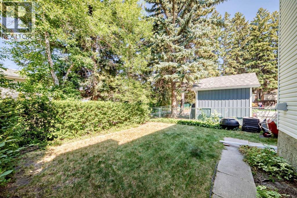 2 Varsplain Place NW, Calgary, Alberta  T3A 0C7 - Photo 48 - A2332072