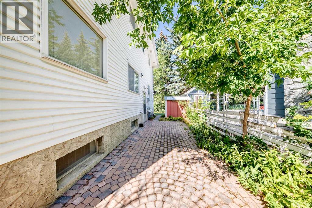 2 Varsplain Place NW, Calgary, Alberta  T3A 0C7 - Photo 50 - A2332072
