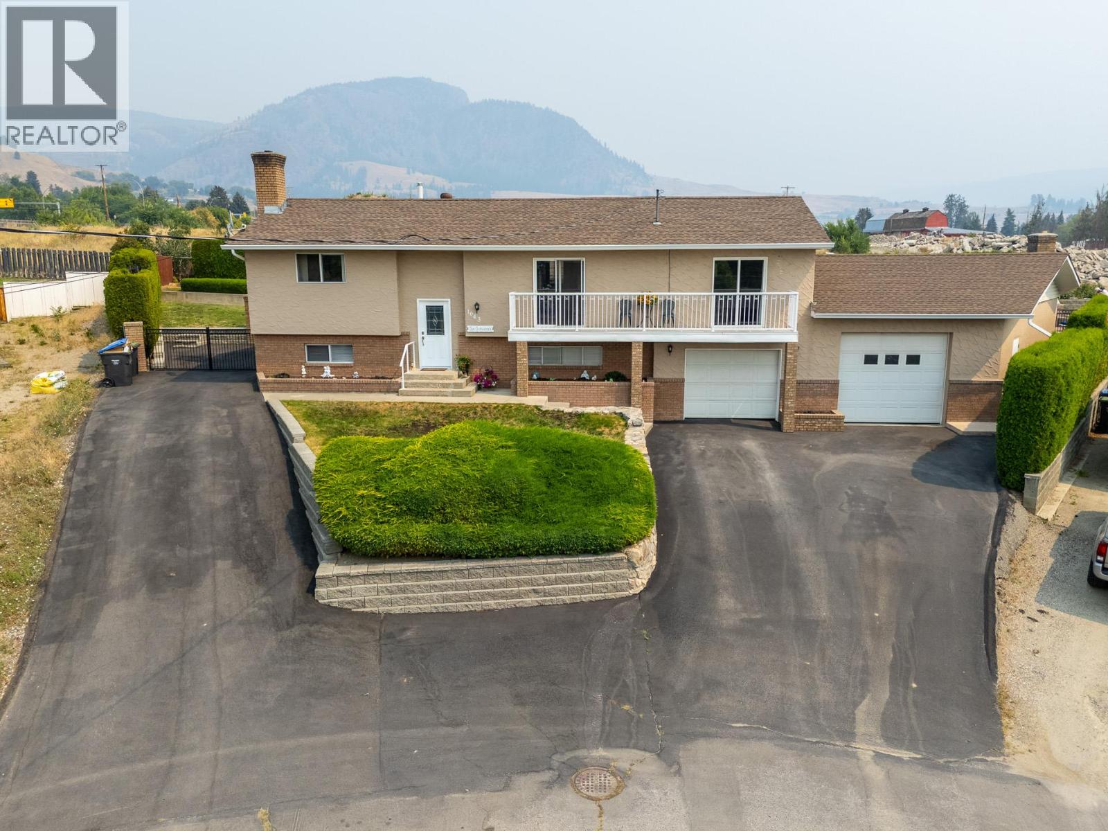 1643 Traut Court, Kelowna, British Columbia  V1P 1E6 - Photo 2 - 10396991