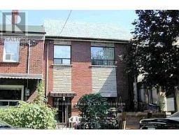 MAINFLOOR - 139 LIPPINCOTT STREET, Toronto, Ontario