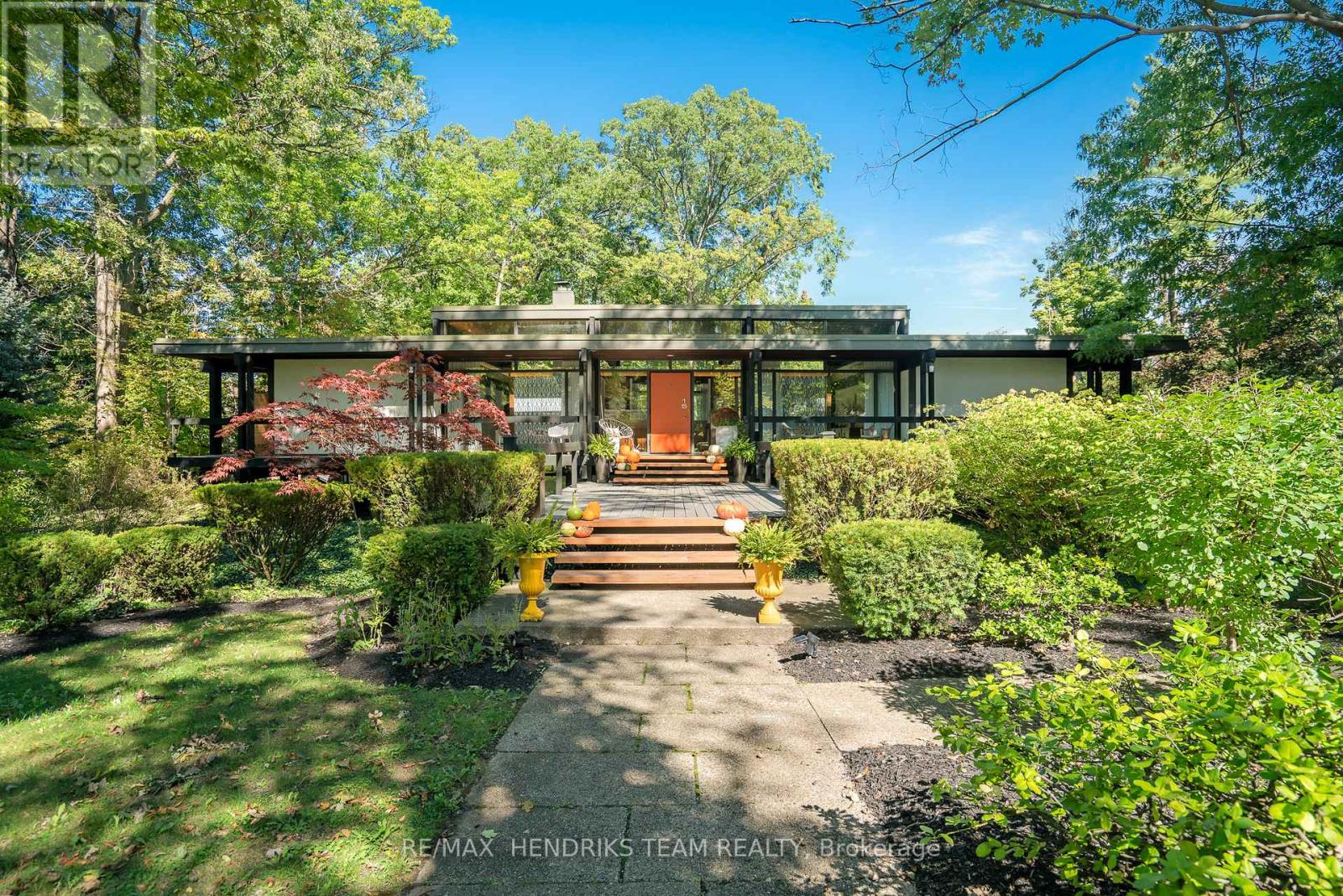 15 WOOD DALE DRIVE, St. Catharines, Ontario
