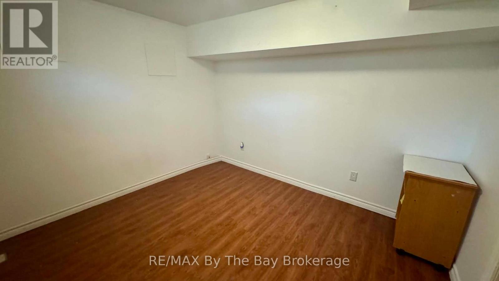 Lower Unit - 130 Letitia Street, Barrie, Ontario  L4N 1P5 - Photo 8 - S13653242