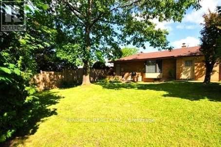 60 Wigmore Drive, Toronto, Ontario  M4A 2E7 - Photo 7 - C13653228