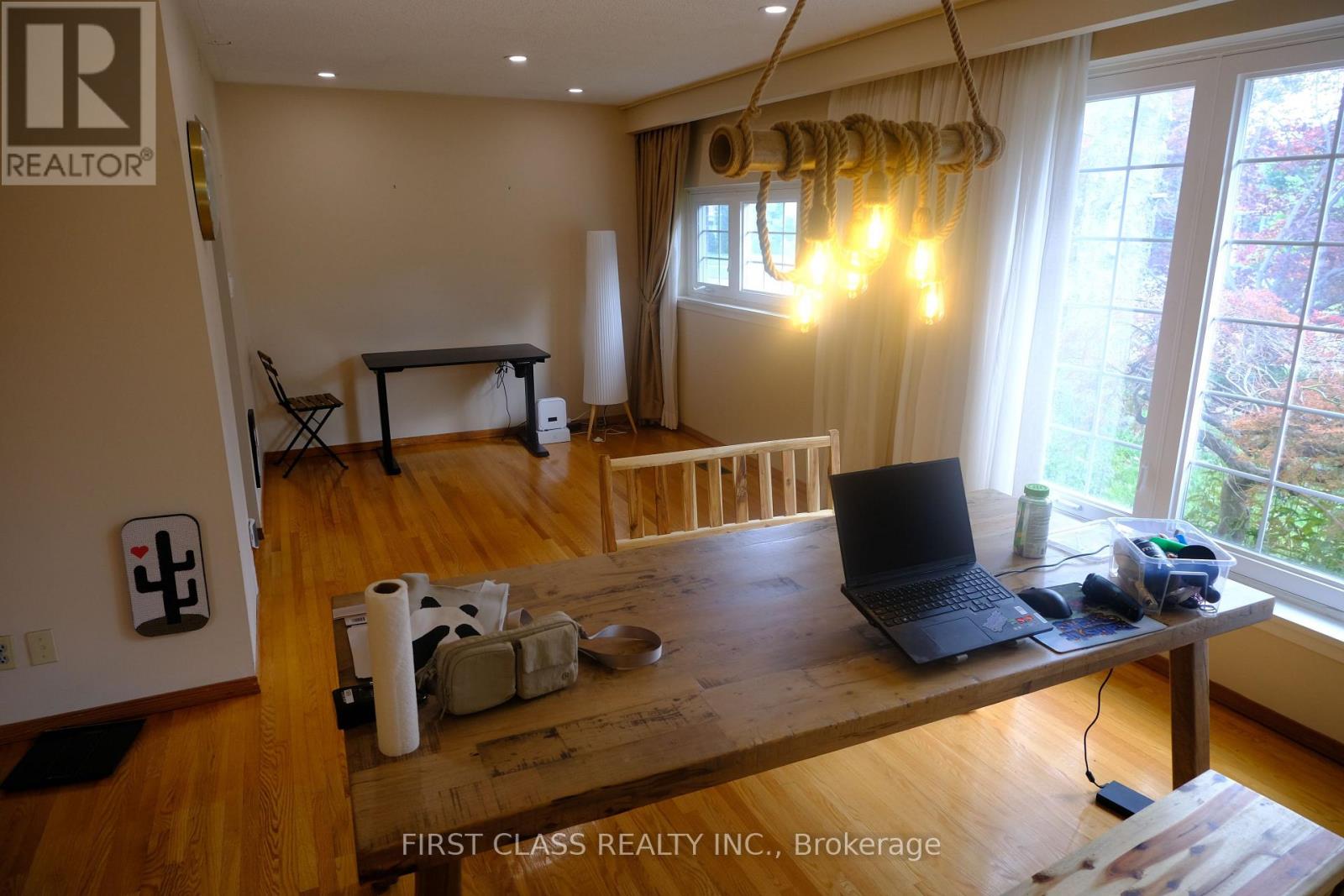 64 Grove Park Crescent, Toronto, Ontario  M2J 2C8 - Photo 3 - C13653262