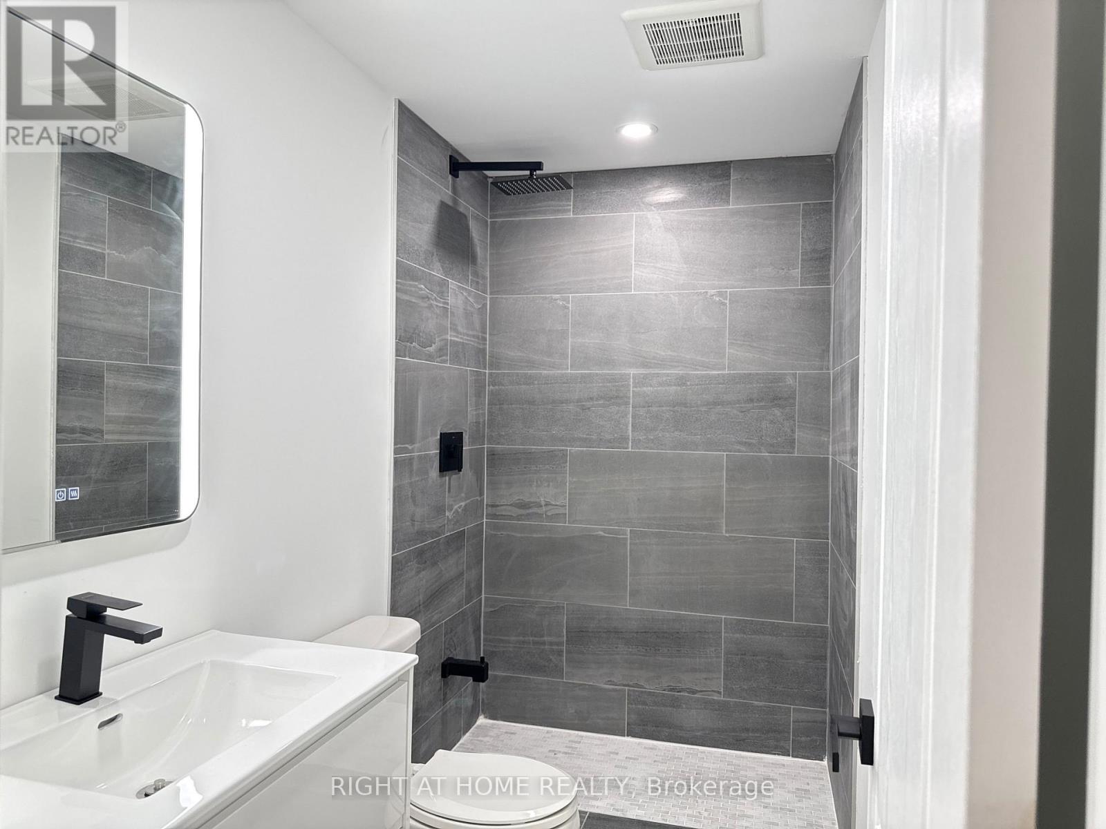 1 Campview Street, Whitby, Ontario  L1R 0K5 - Photo 39 - E13653248