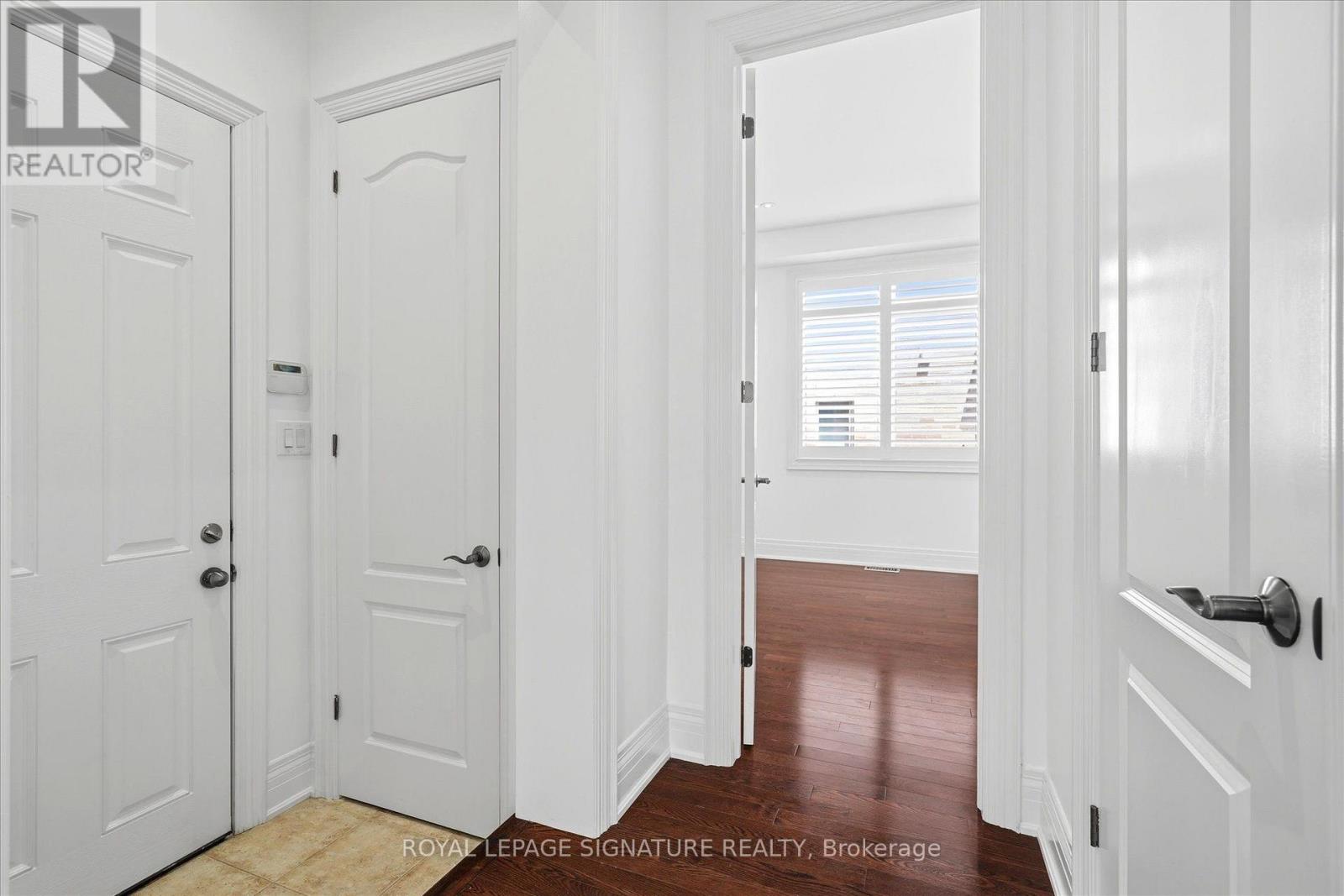 2359 Taylorwood Drive, Oakville, Ontario  L6H 0C6 - Photo 11 - W13653236