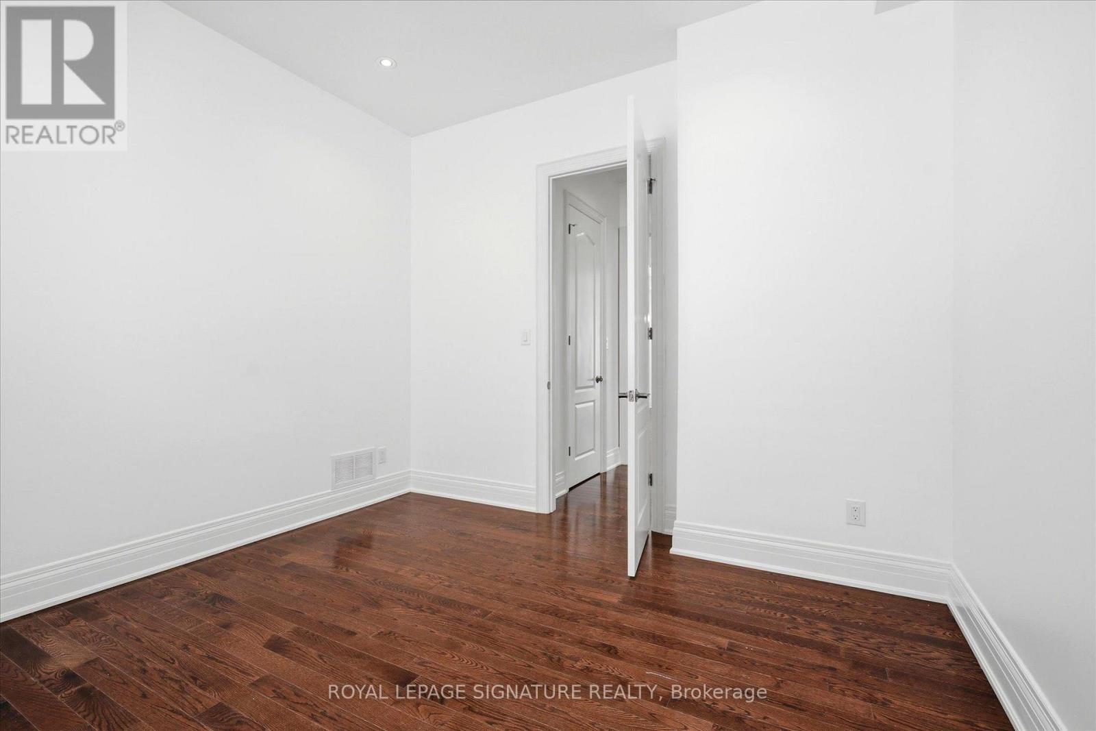 2359 Taylorwood Drive, Oakville, Ontario  L6H 0C6 - Photo 13 - W13653236