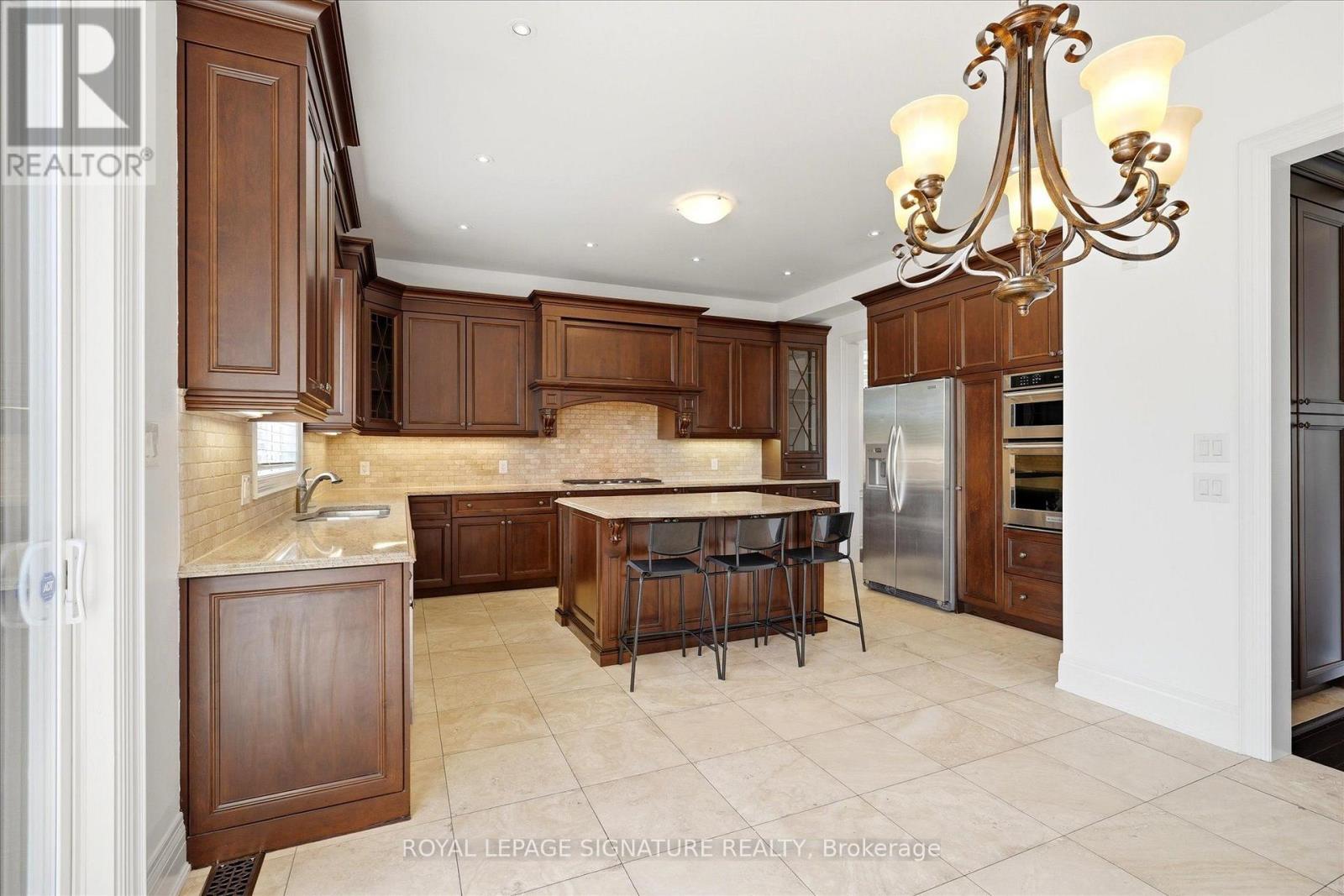 2359 Taylorwood Drive, Oakville, Ontario  L6H 0C6 - Photo 18 - W13653236