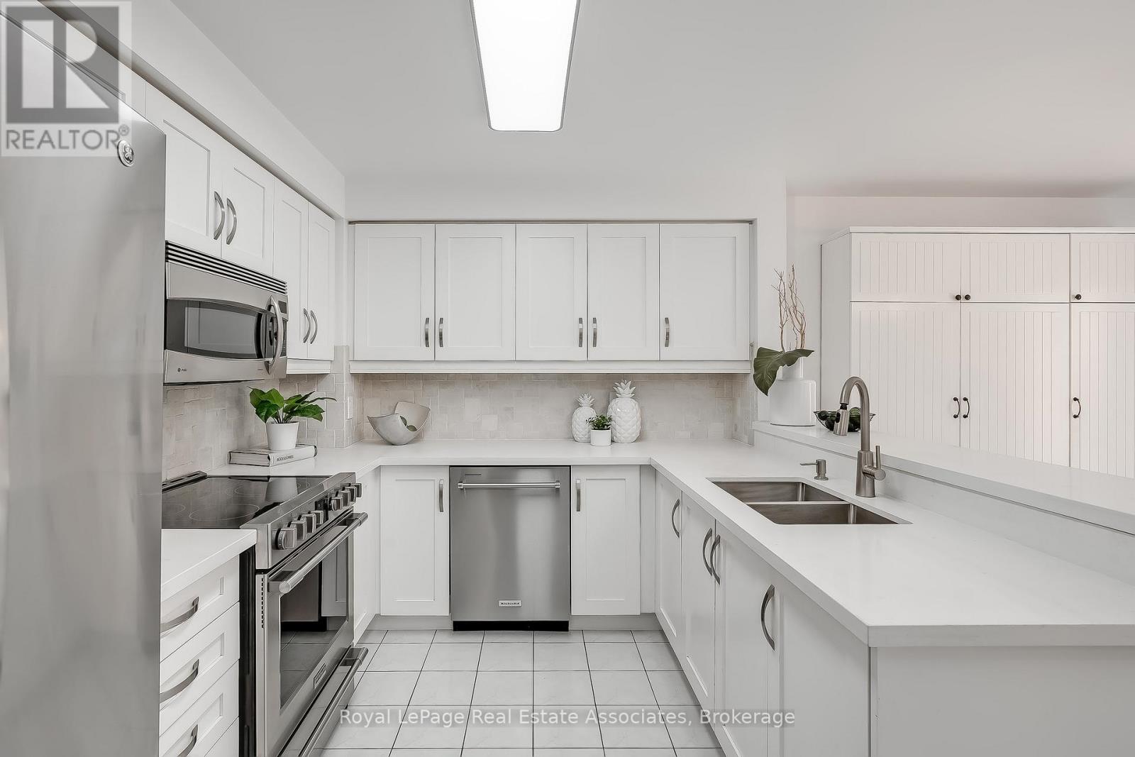 5824 Cornell Crescent, Mississauga, Ontario  L5M 5R5 - Photo 15 - W13653238