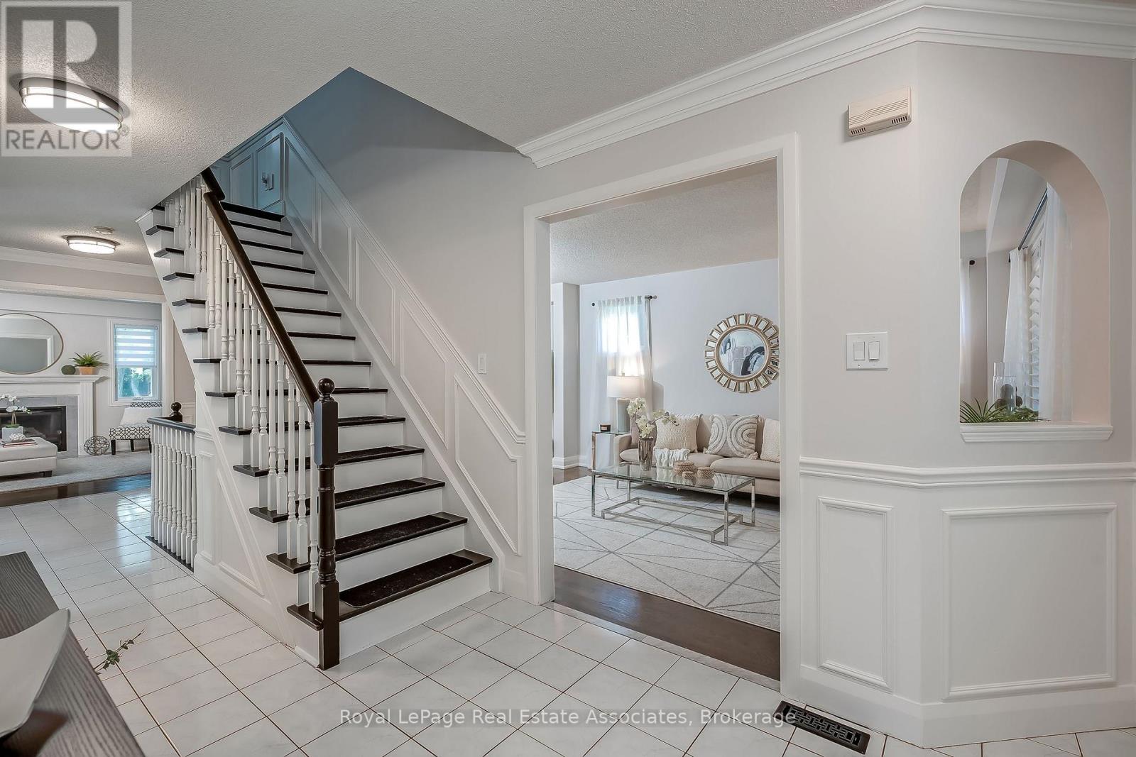 5824 Cornell Crescent, Mississauga, Ontario  L5M 5R5 - Photo 5 - W13653238