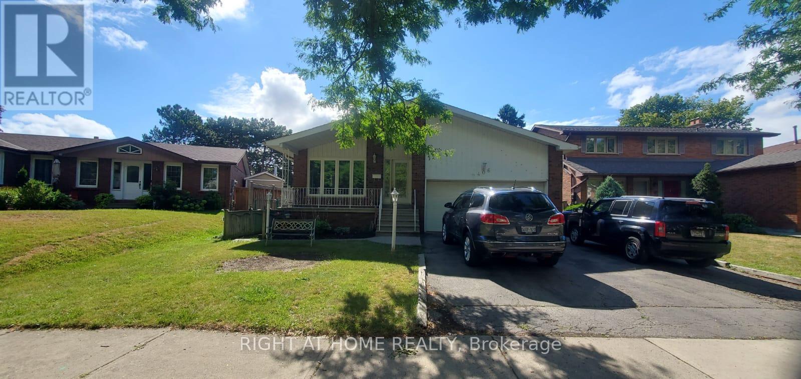 2406 POPLAR CRESCENT, Mississauga, Ontario