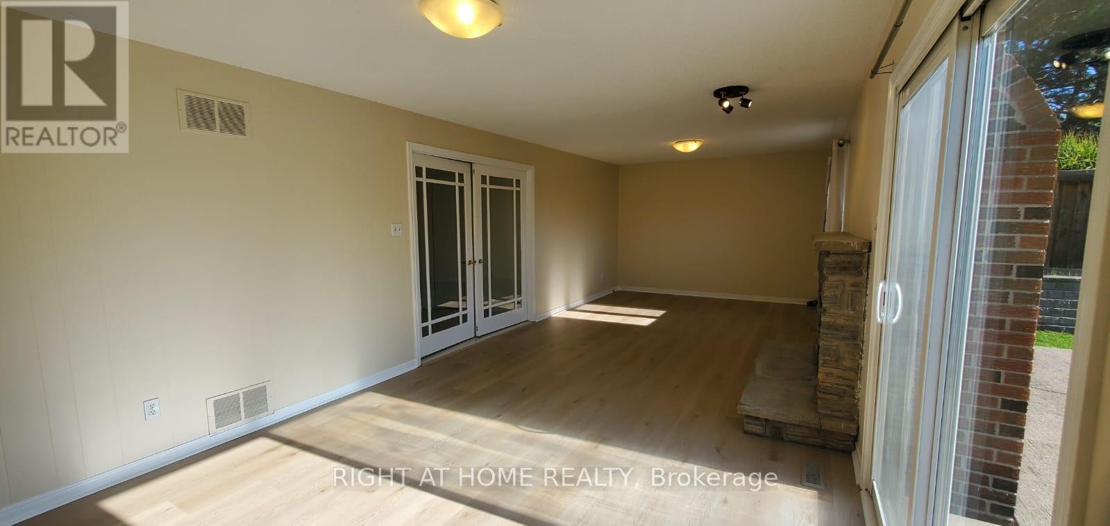 2406 Poplar Crescent, Mississauga, Ontario  L5J 4H3 - Photo 21 - W13653240