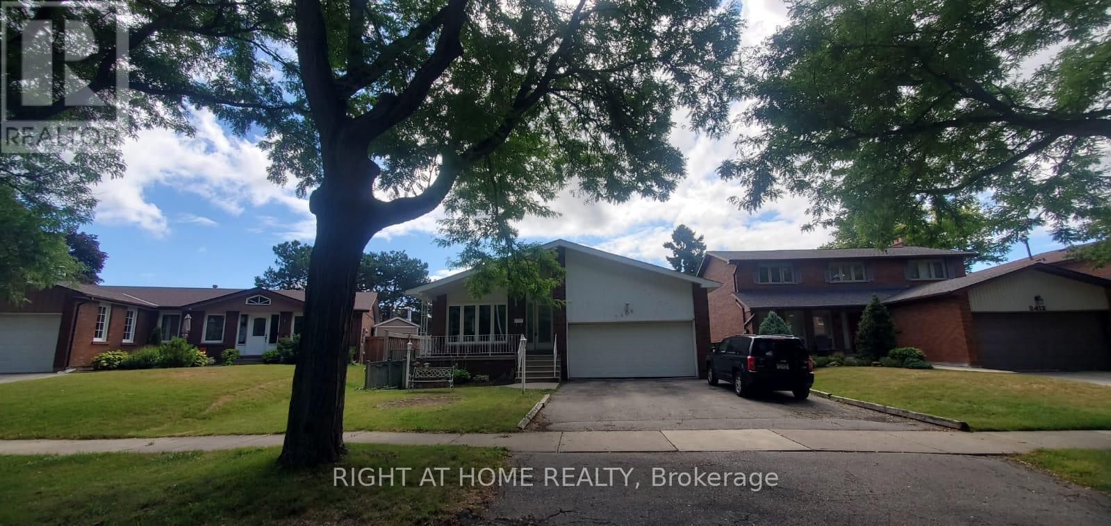2406 Poplar Crescent, Mississauga, Ontario  L5J 4H3 - Photo 3 - W13653240